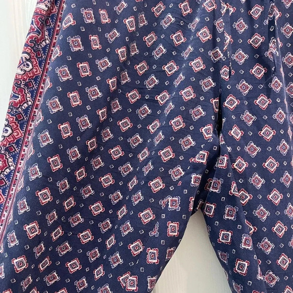 Joie Silk Cropped Deidre B Pant - Picture 4 of 8